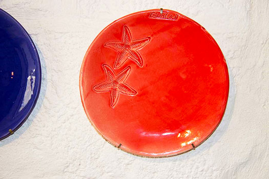 piatto-centrotavola-ceramica-colorato-da-appendere-mediterrae