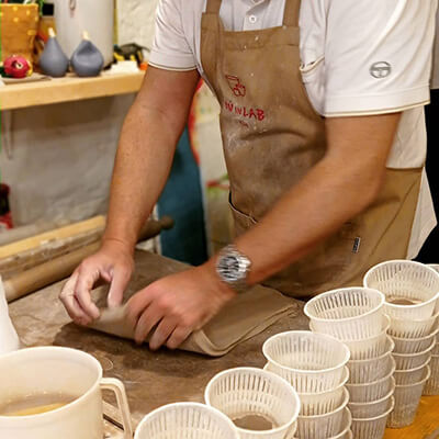 strumenti di lavorazione della ceramica
